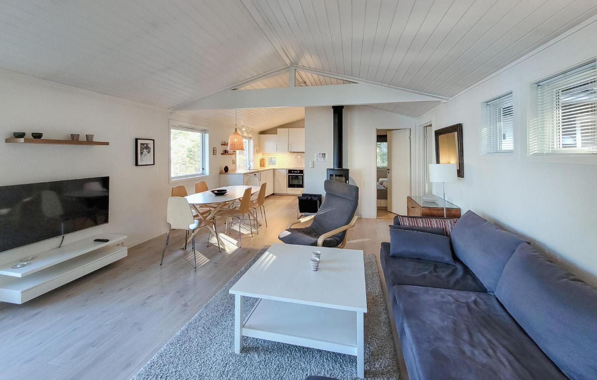 Gorgeous Home In Jorpeland With House Sea View Экстерьер фото