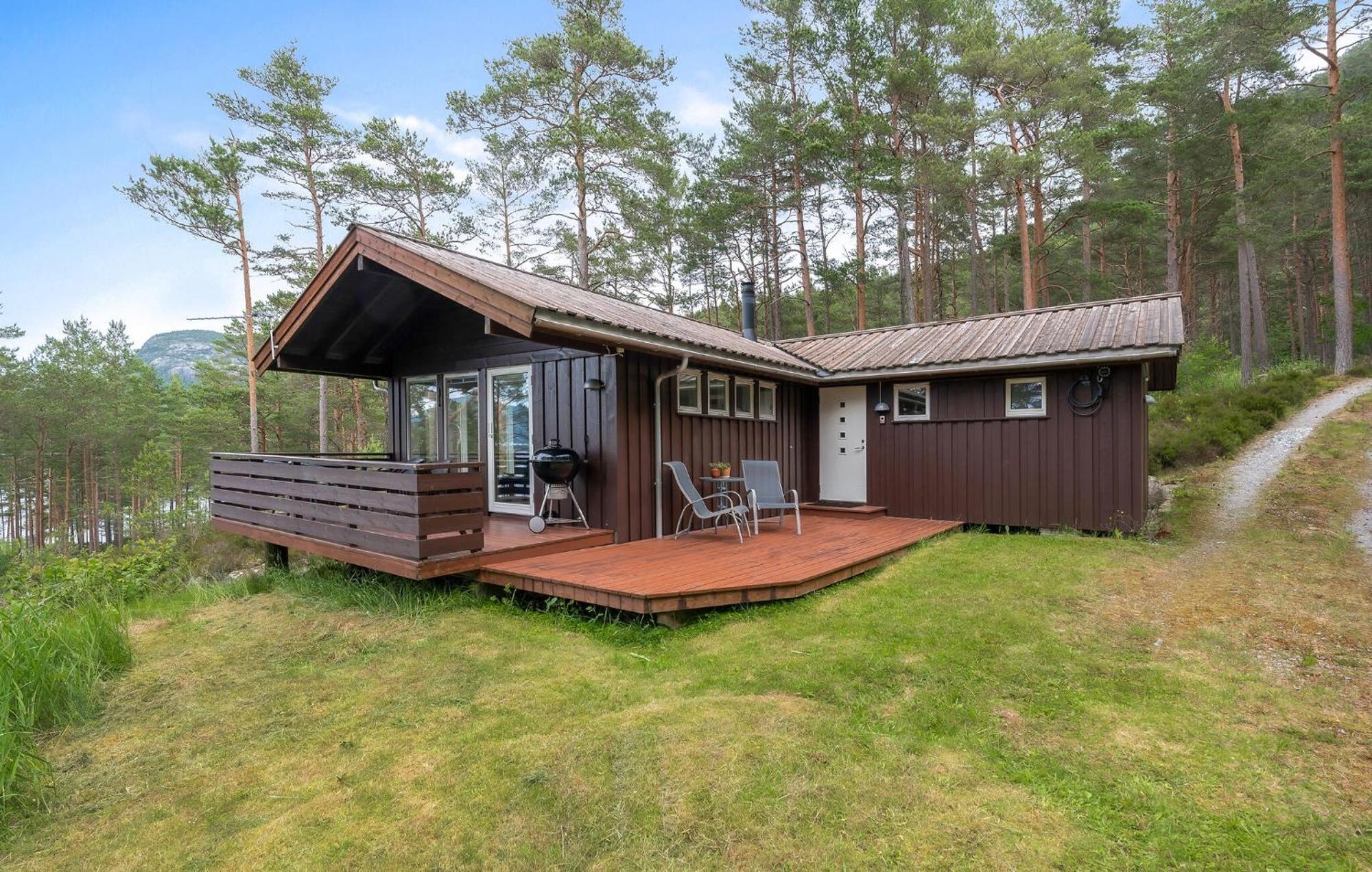 Gorgeous Home In Jorpeland With House Sea View Экстерьер фото